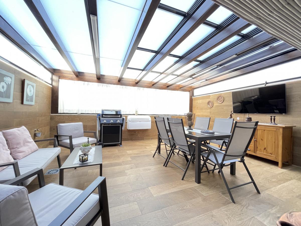 Apartment Middle Floor in Estepona