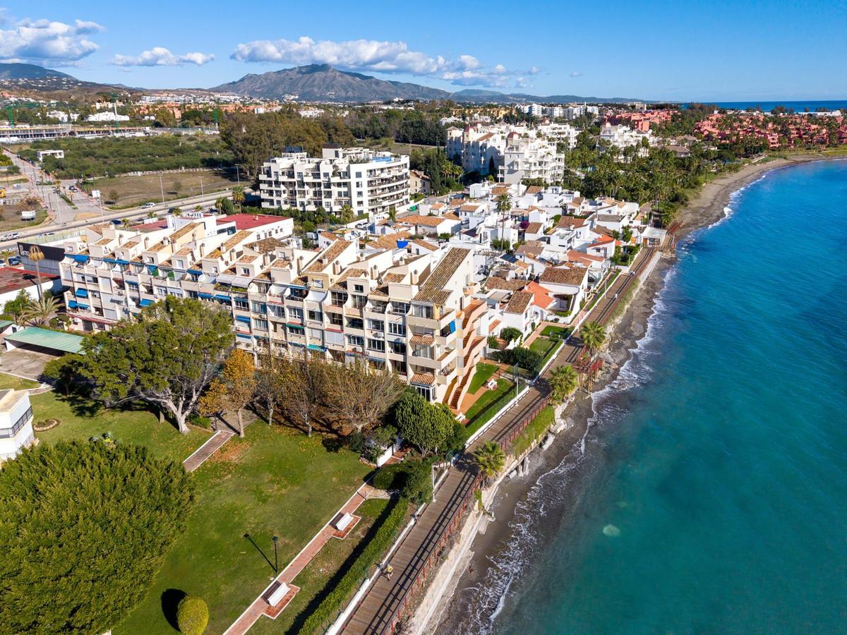 Studio Penthouse in Estepona