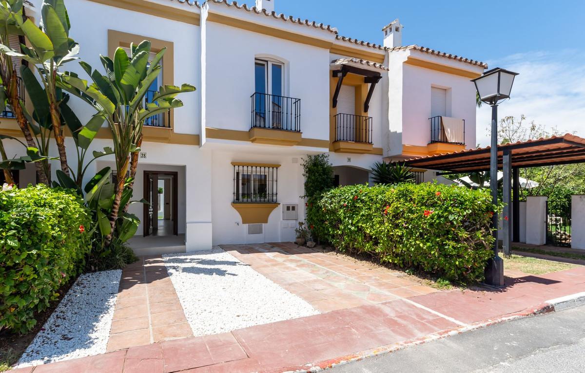 Townhouse Terraced in Estepona