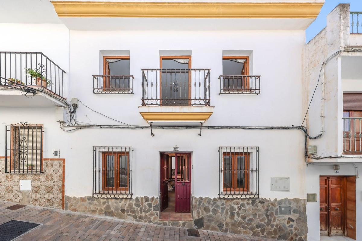 Townhouse Terraced in Guaro