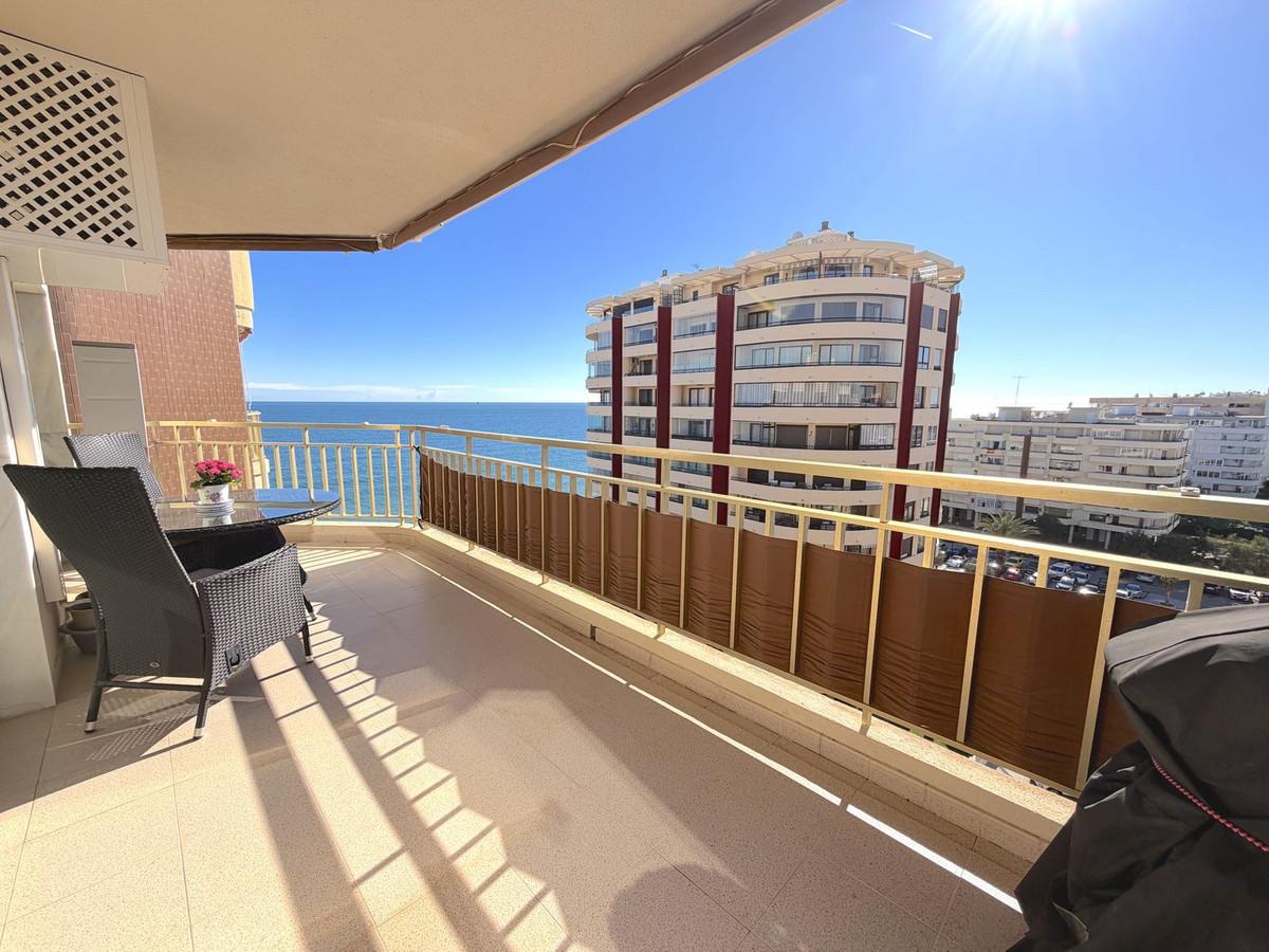 Apartment Penthouse in Fuengirola