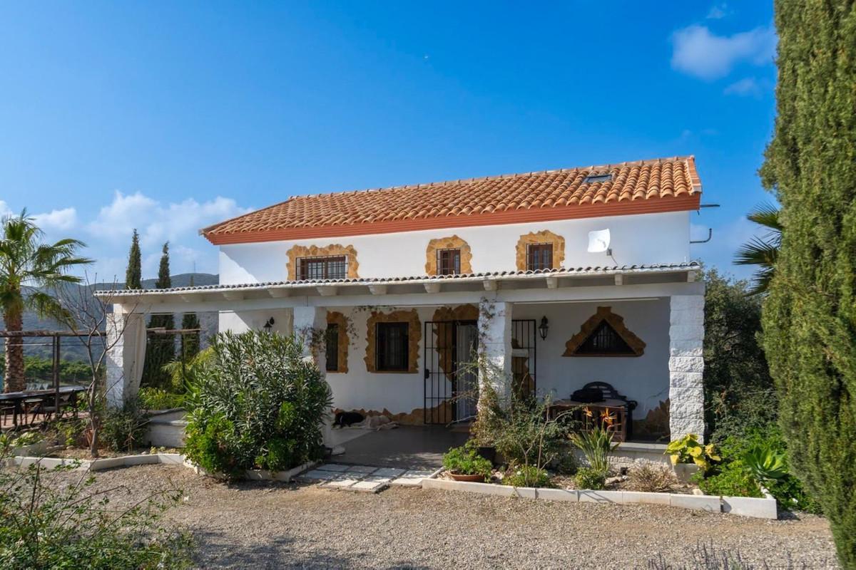 Villa Finca in Co&iacute;n