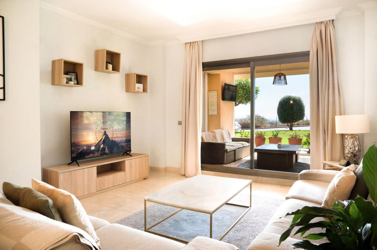 Apartment Ground Floor in Benahav&iacute;s