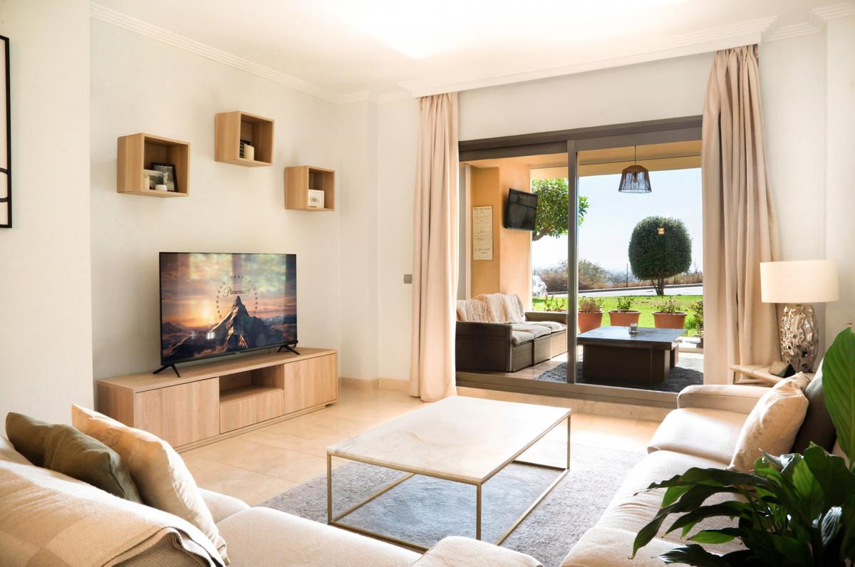 Apartment Ground Floor in Benahav&iacute;s