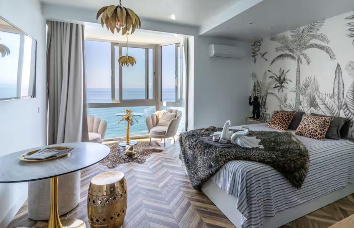 Studio Middle Floor in Calahonda