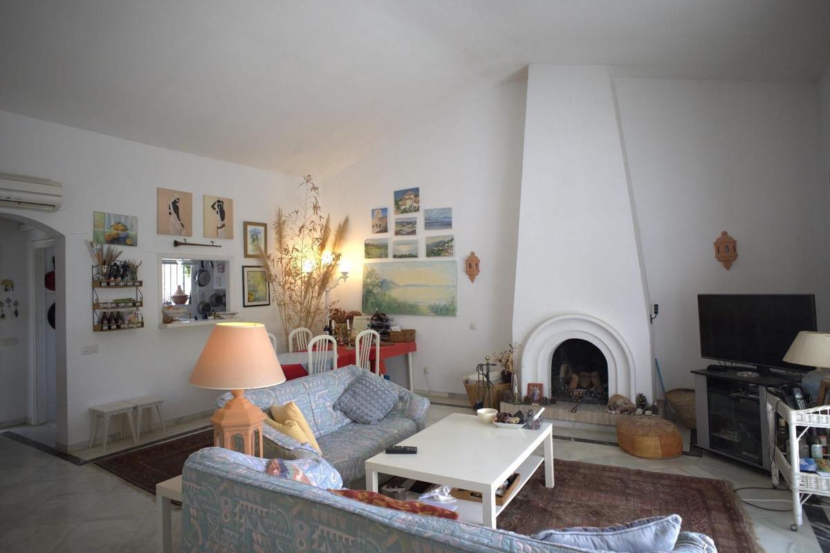 Apartment Middle Floor in Atalaya