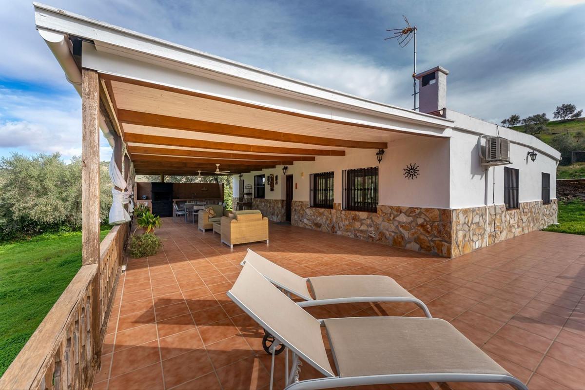Villa Detached in Monda
