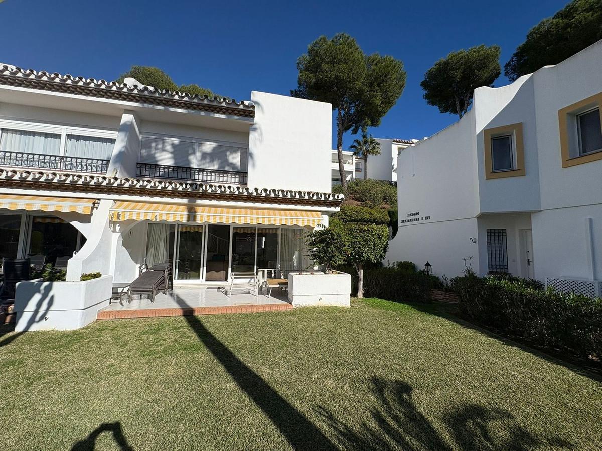 Villa Semi Detached in Miraflores