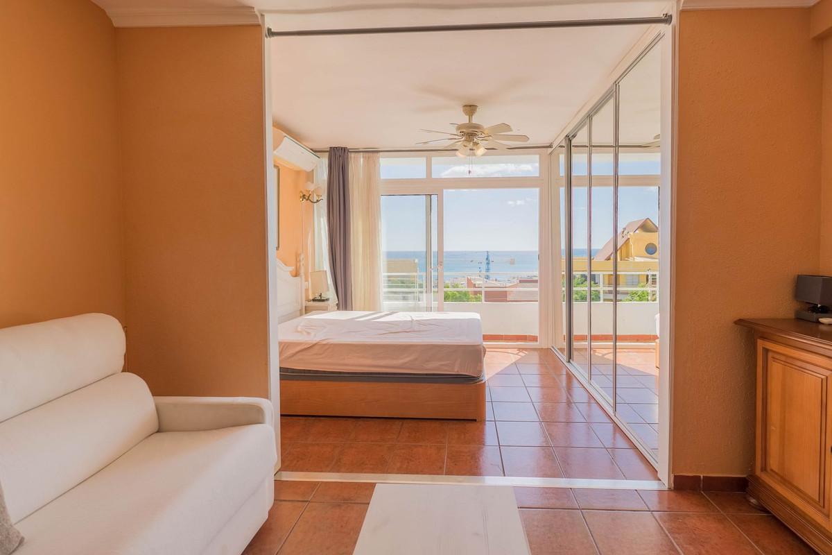 Apartment Middle Floor in Torremolinos