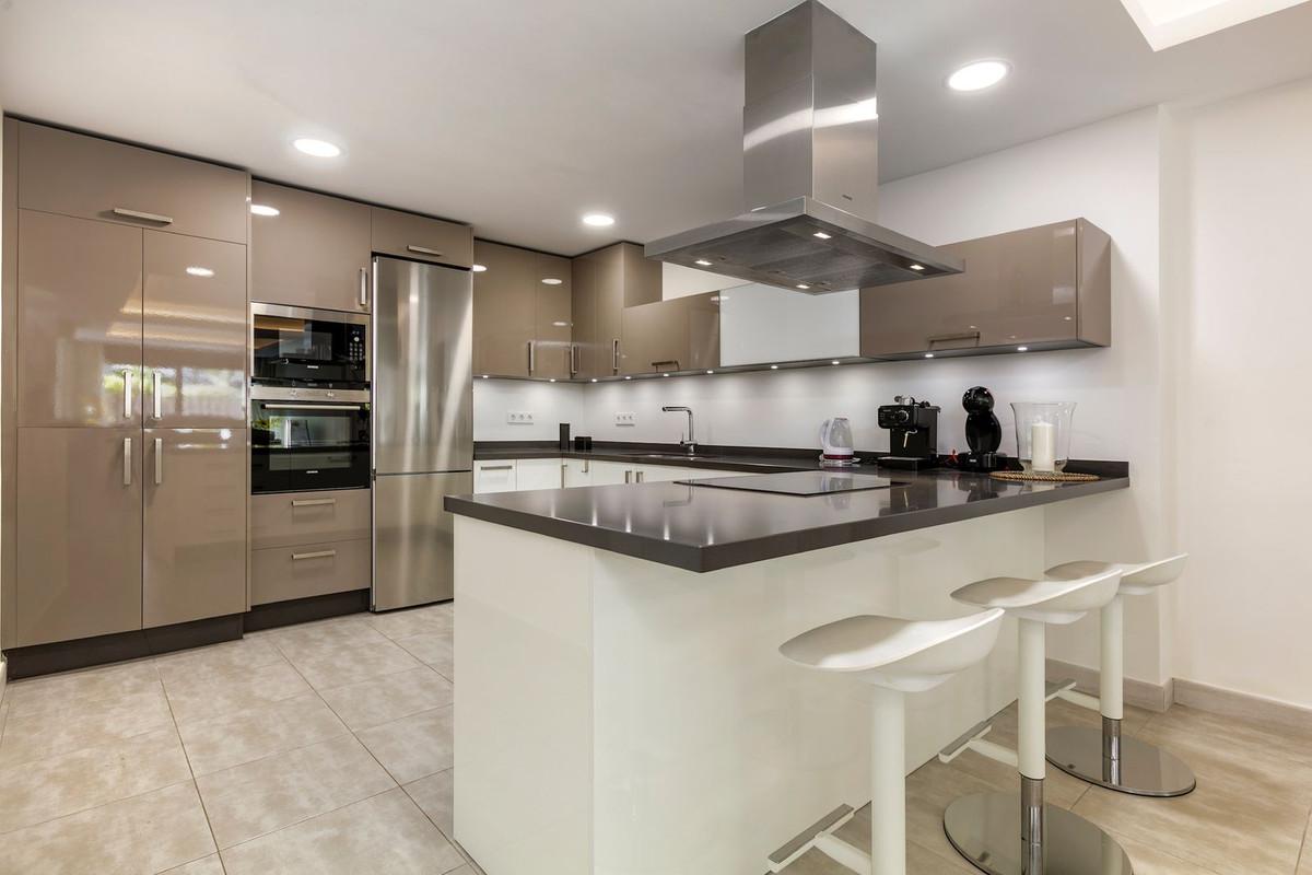 Apartment Ground Floor in Nueva Andaluc&iacute;a