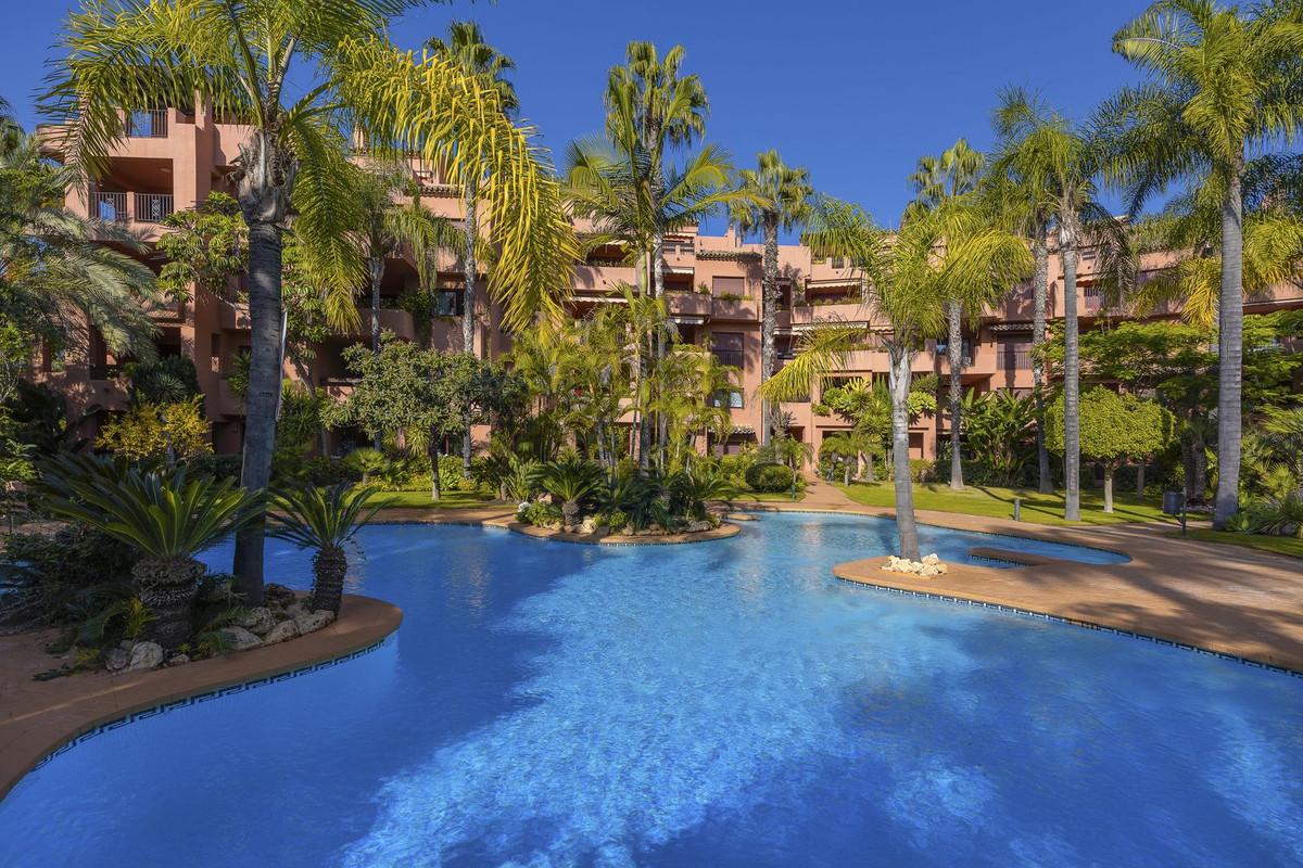 Apartment Middle Floor in El Rosario