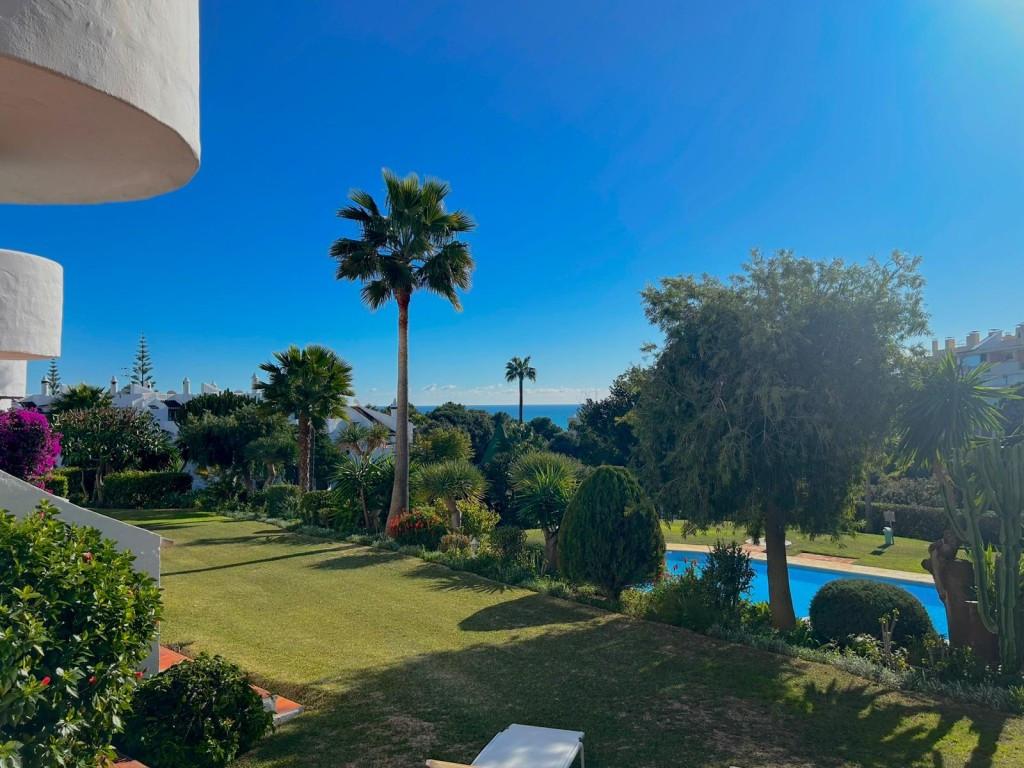 Apartment Ground Floor in Calahonda