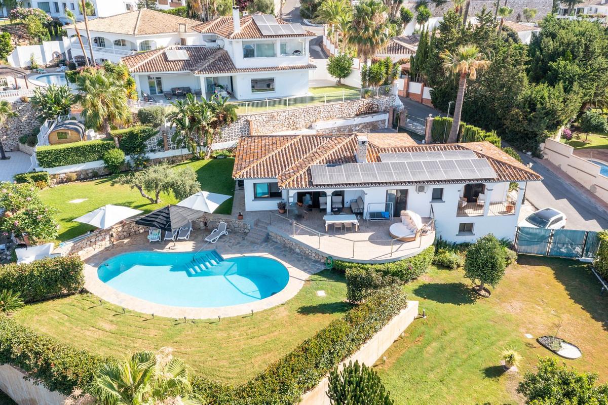 Villa Detached in Benalmadena