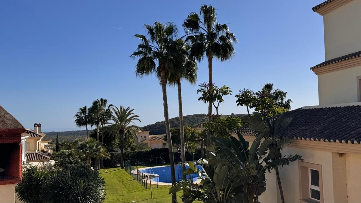 Villa Semi Detached in San Roque Club