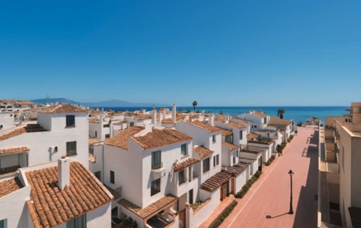 Apartment Penthouse in La Duquesa