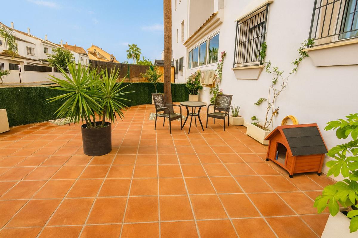 Apartment Ground Floor in La Duquesa