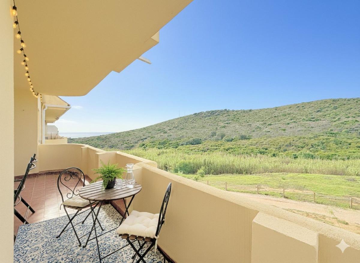 Apartment Middle Floor in La Duquesa