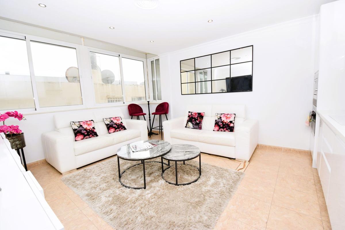 Apartment Middle Floor in La Cala de Mijas
