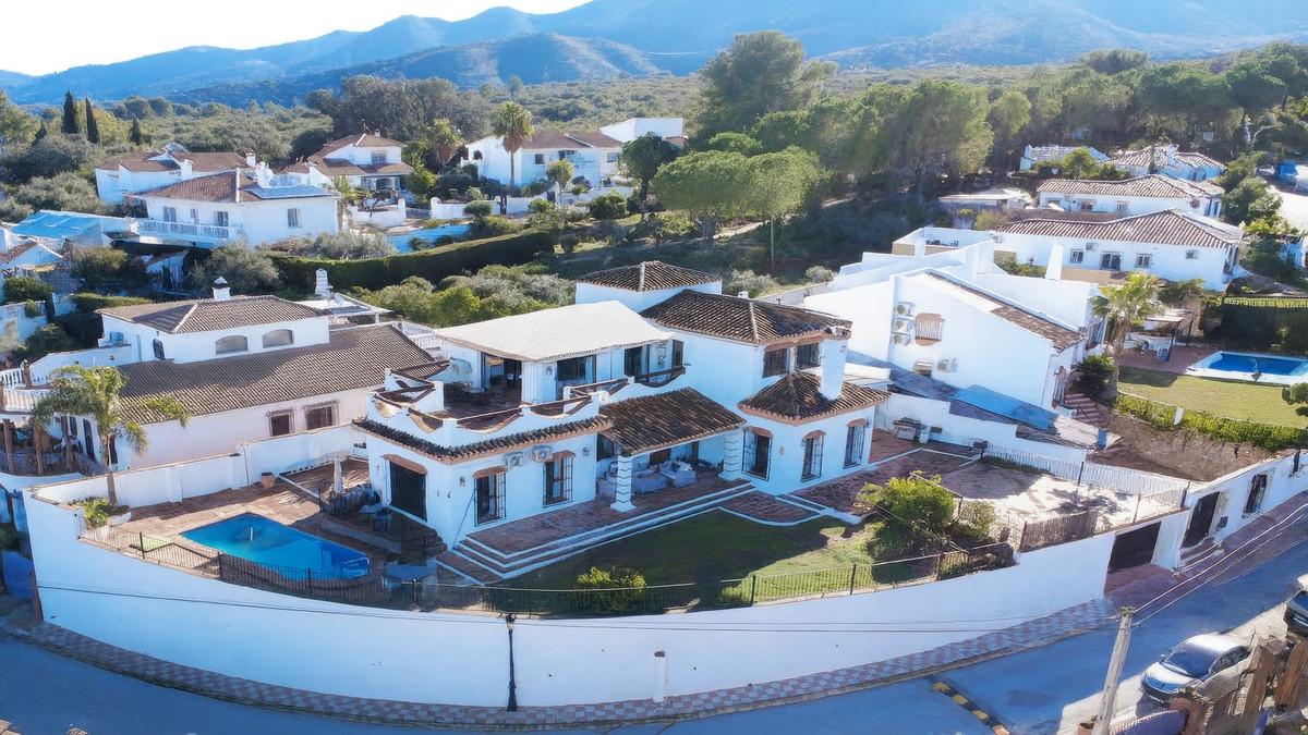 Villa Detached in Alhaur&iacute;n el Grande