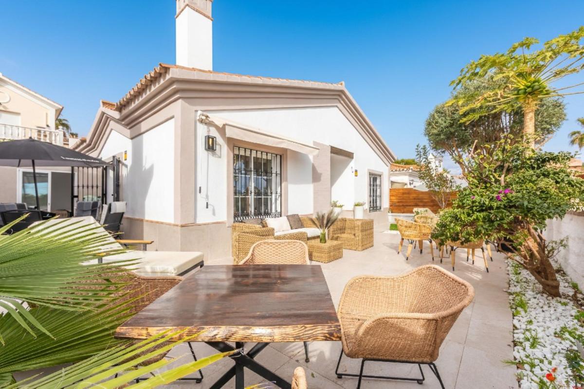 Townhouse Terraced in La Duquesa