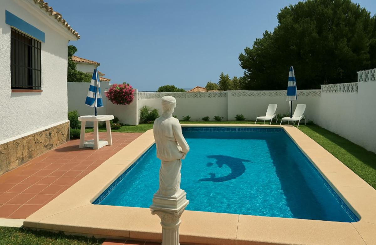 Villa Detached in La Duquesa