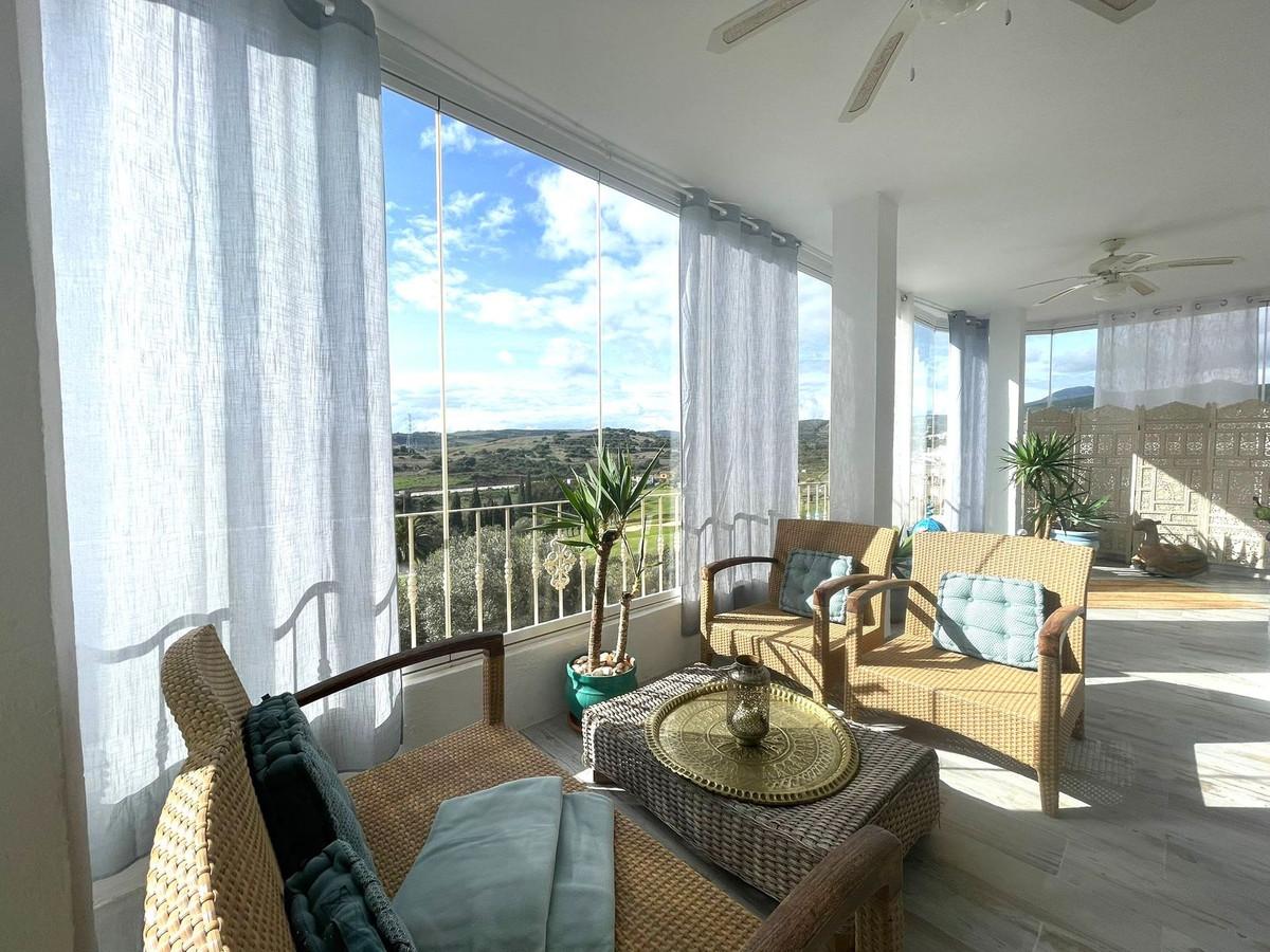 Apartment Penthouse in Estepona