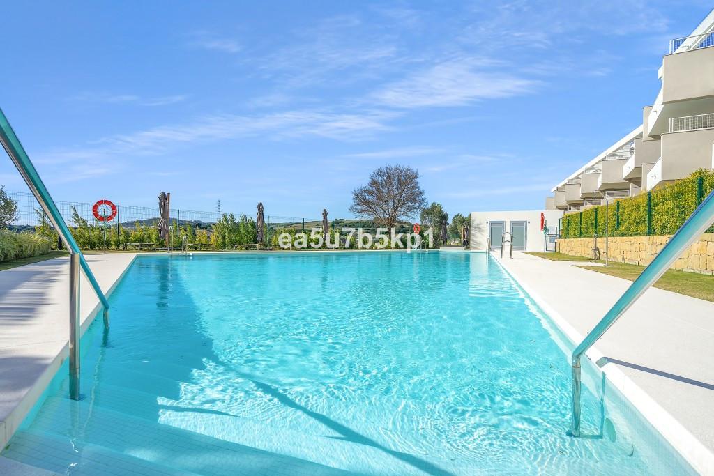 Apartment Penthouse in Estepona