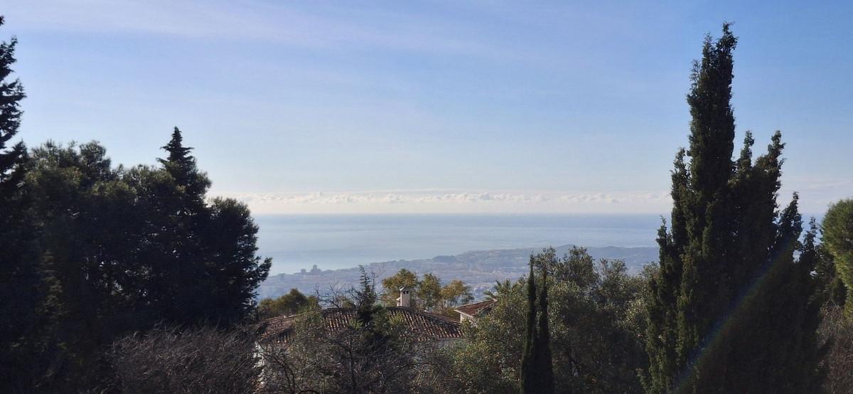 Plot Commercial in Mijas