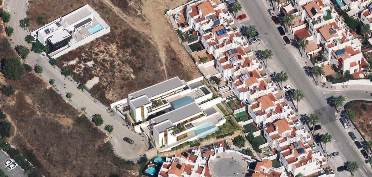 Plot Residential in Torremolinos