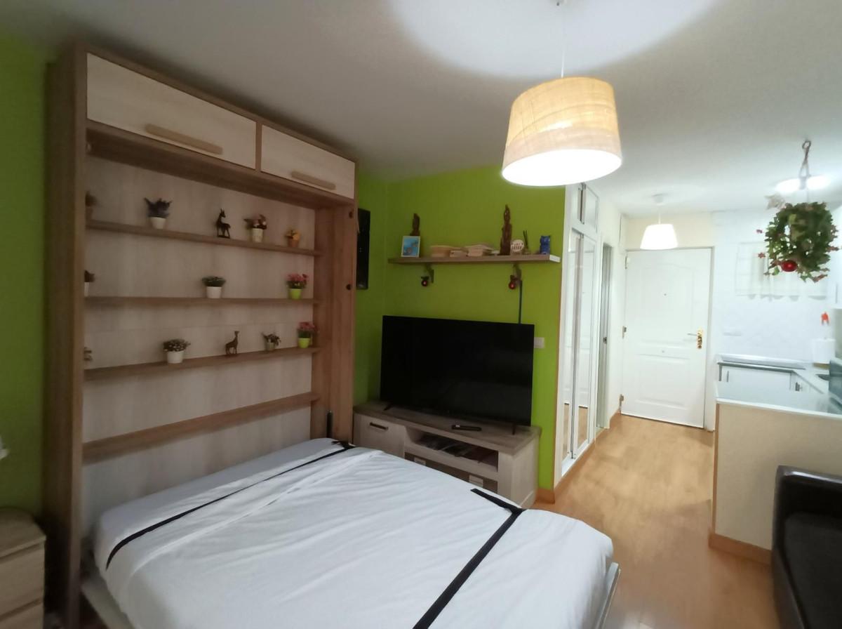 Studio Middle Floor in Benalmadena Costa