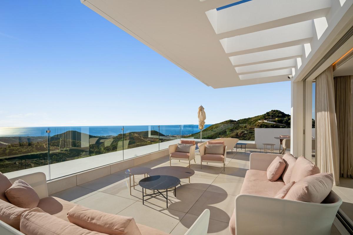 Apartment Penthouse in Oj&eacute;n