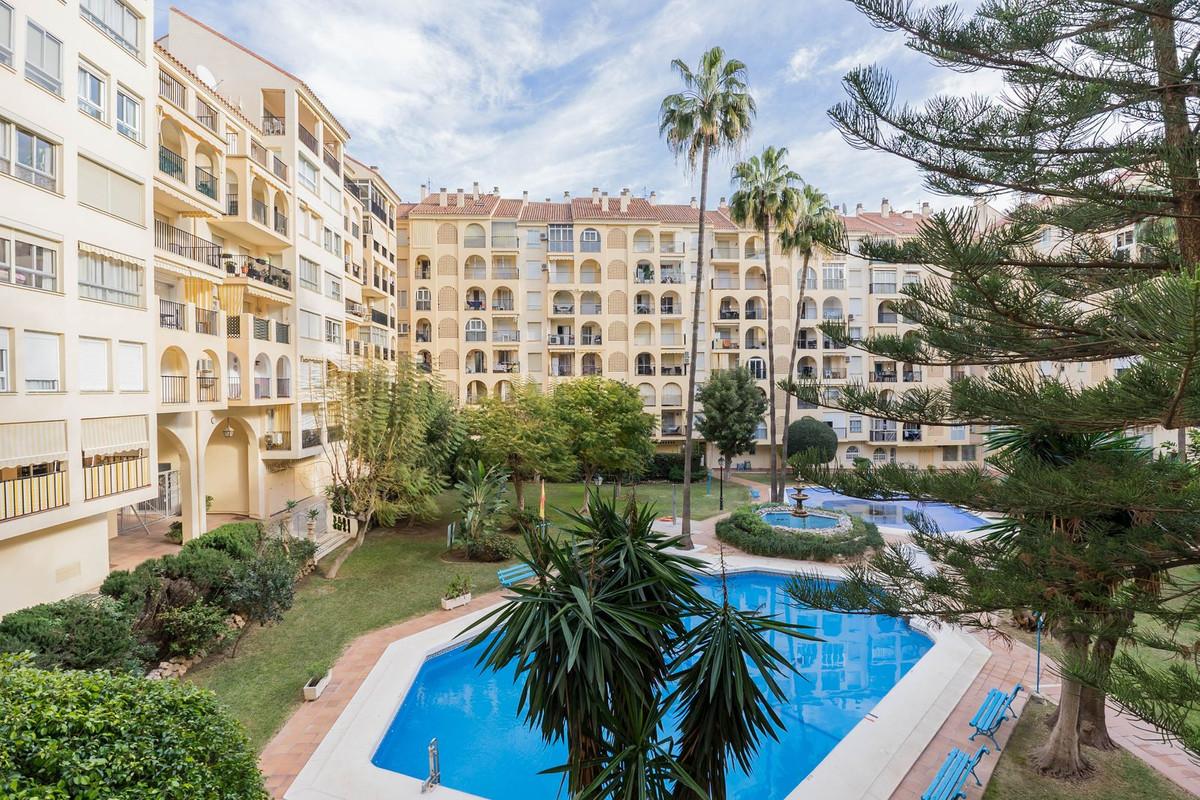 Apartment Middle Floor in Fuengirola