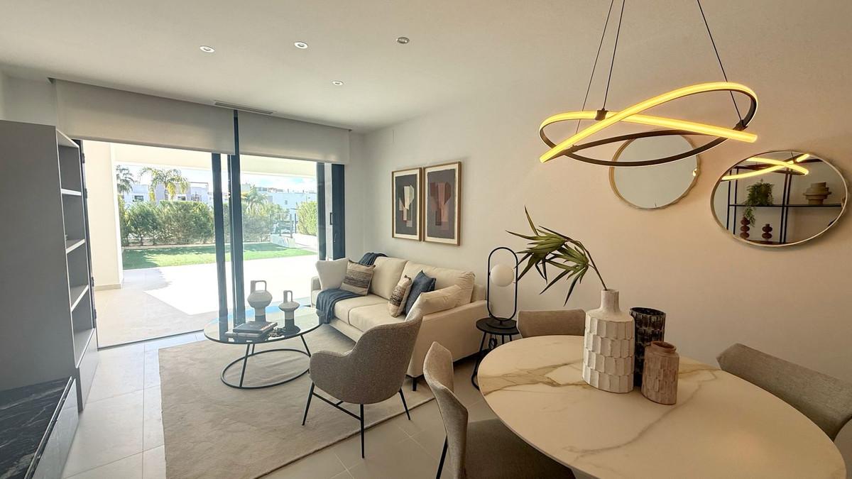 Apartment Ground Floor in Cancelada