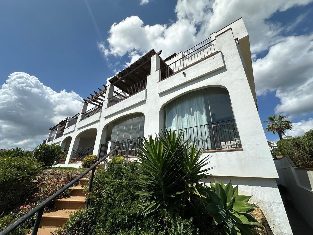 Apartment Middle Floor in La Alcaidesa