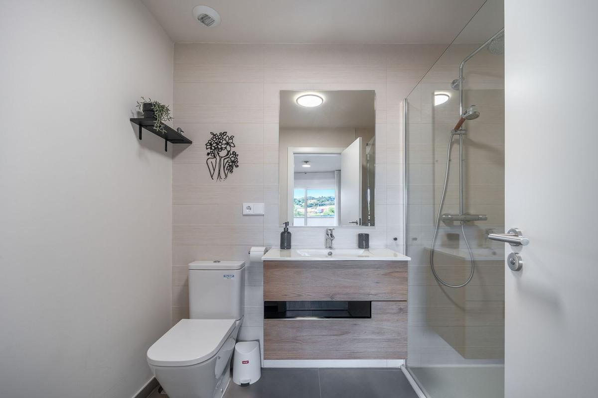 Apartment Middle Floor in Estepona