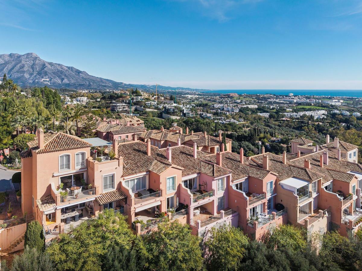 Apartment Ground Floor in Benahav&iacute;s