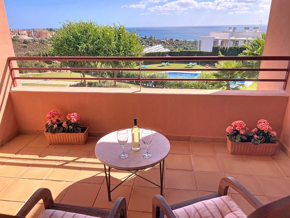 Apartment Middle Floor in Manilva