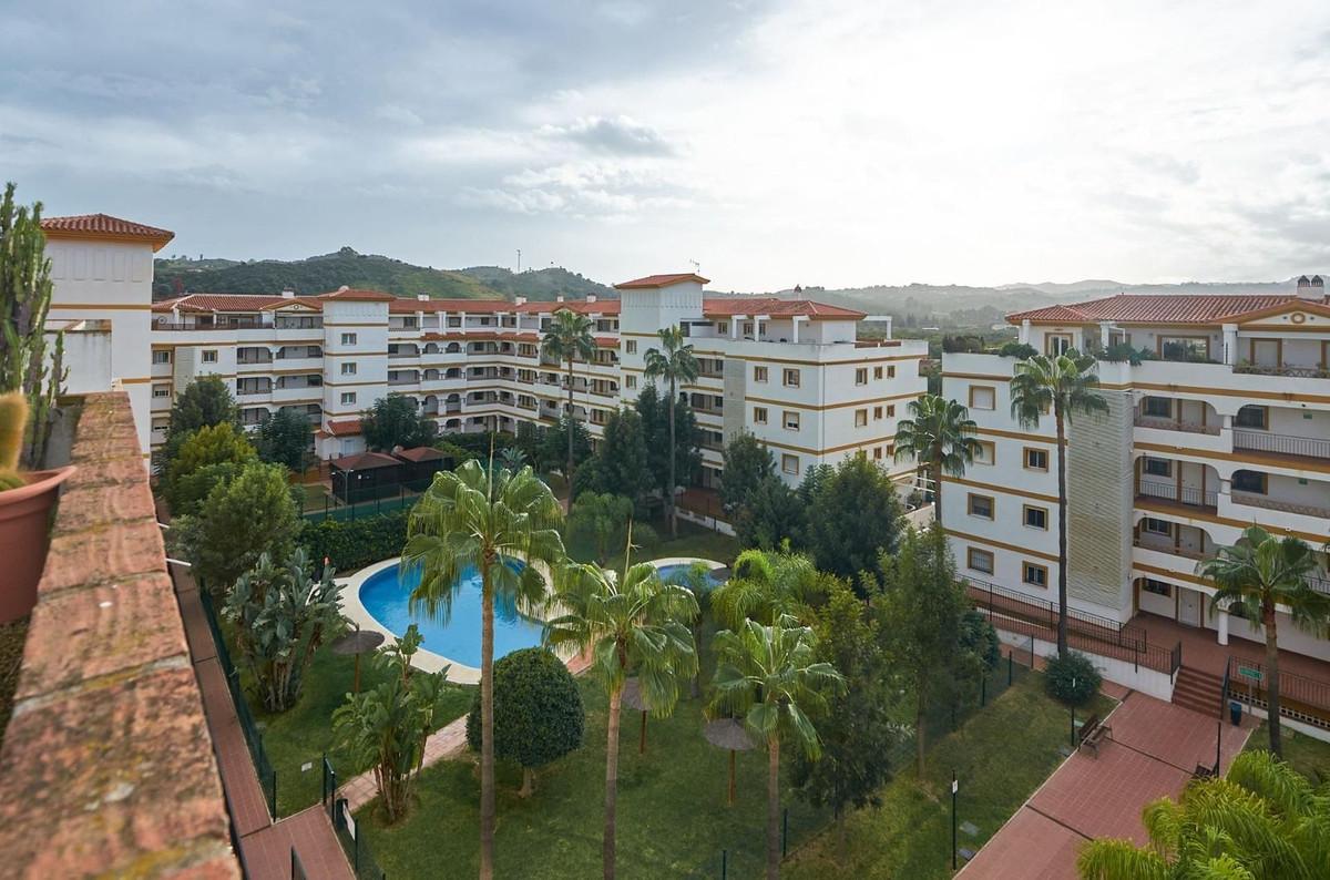 Apartment Middle Floor in Mijas Golf