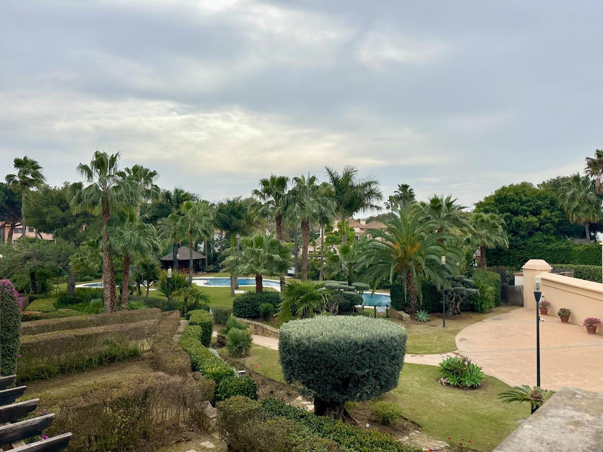 Apartment Middle Floor in Puerto Ban&uacute;s