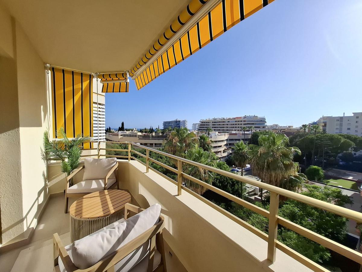 Apartment Penthouse in Marbella