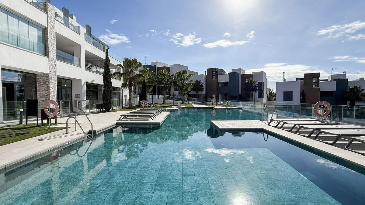 Apartment Ground Floor in Artola