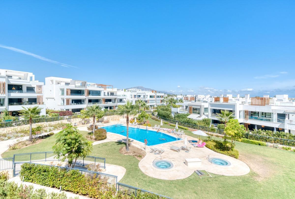 Apartment Penthouse in Estepona