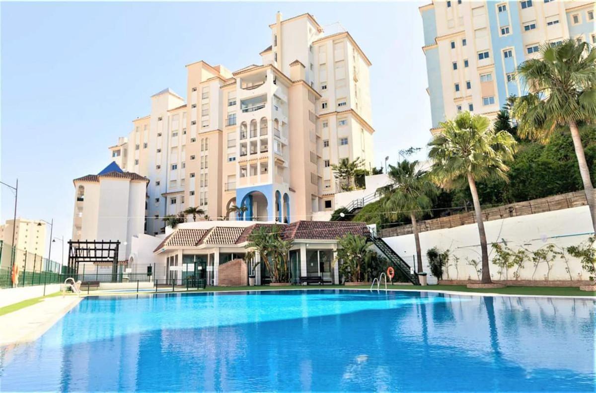 Apartment Penthouse in Estepona