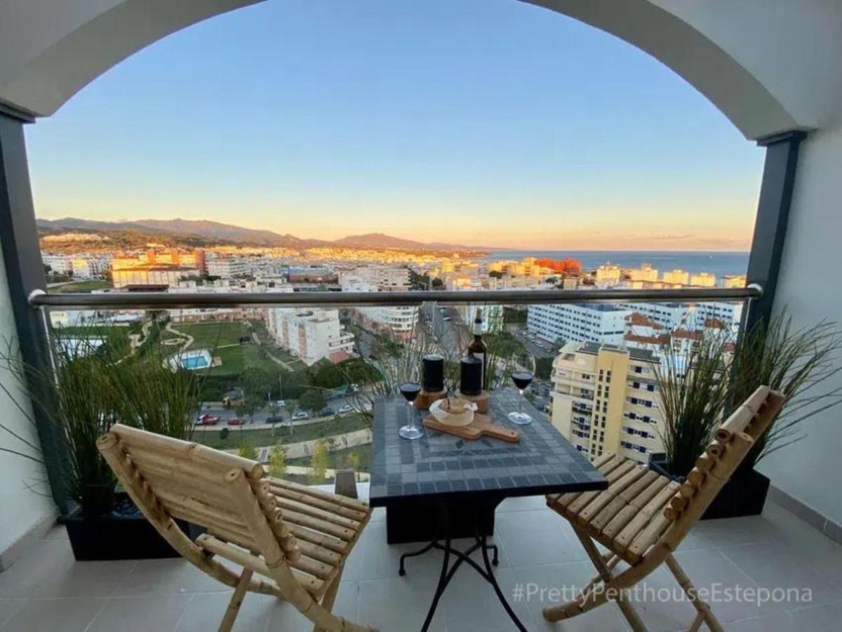 Apartment Penthouse Duplex in Estepona