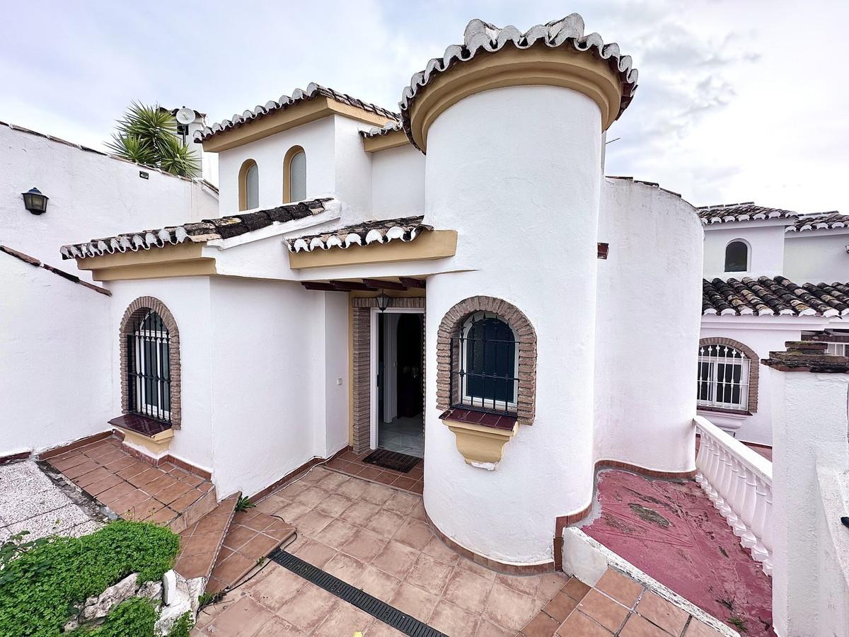 Townhouse Terraced in Calahonda