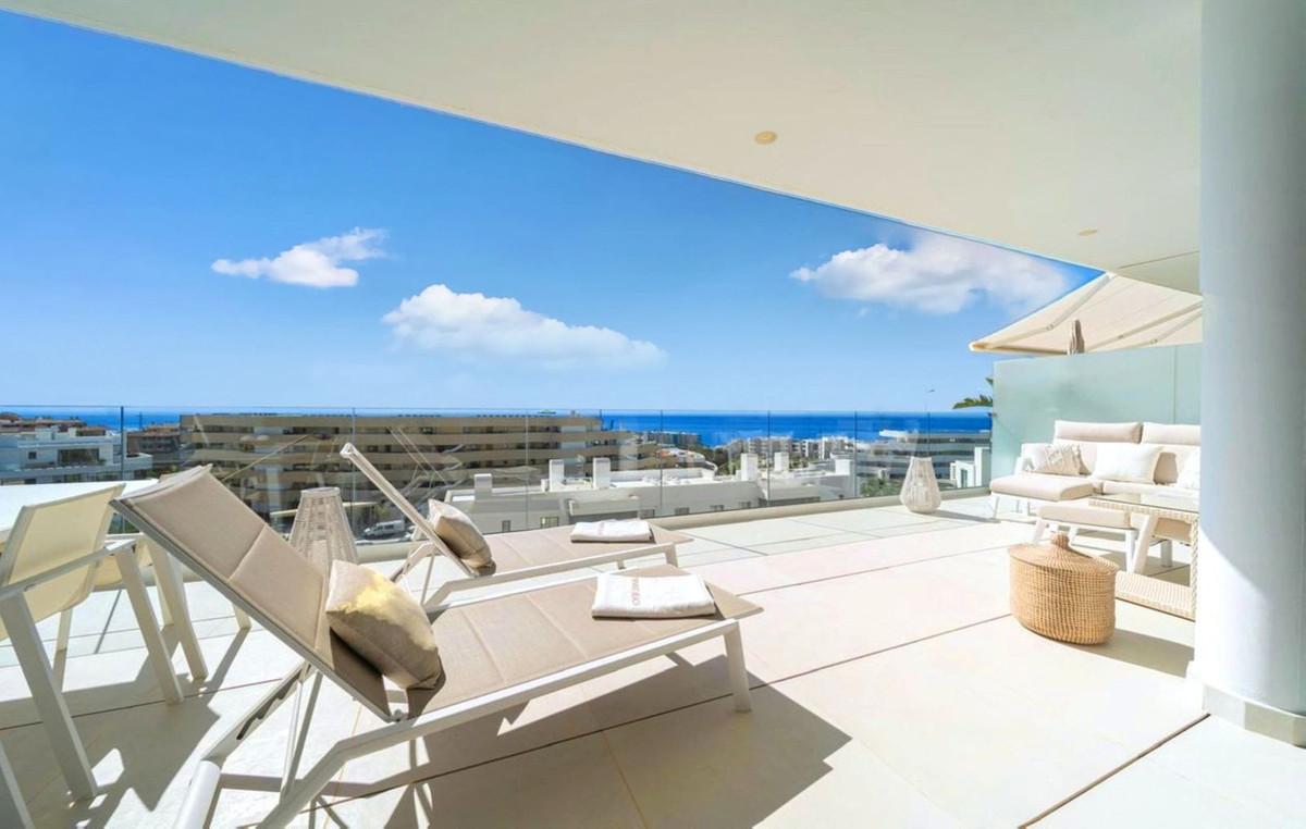 Apartment Penthouse in Fuengirola