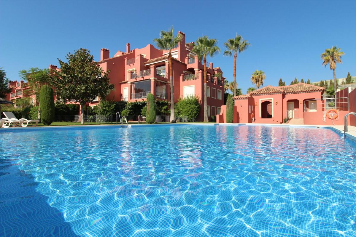 Apartment Ground Floor in Monte Halcones