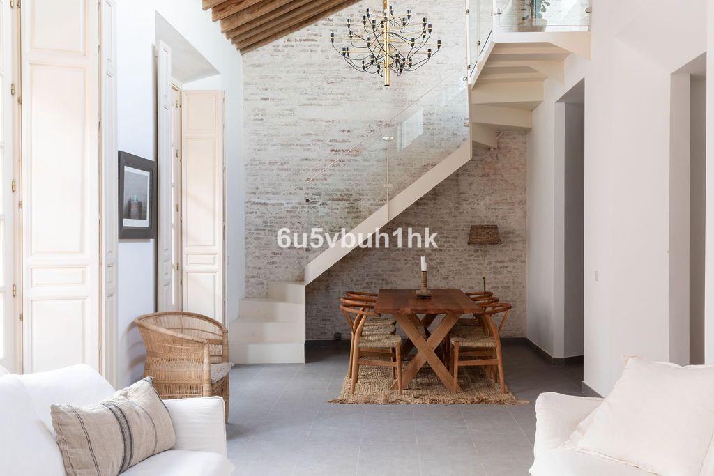 Apartment Ground Floor in M&aacute;laga