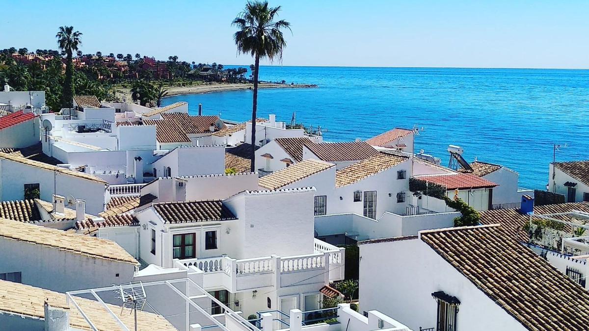 Studio Middle Floor in Estepona