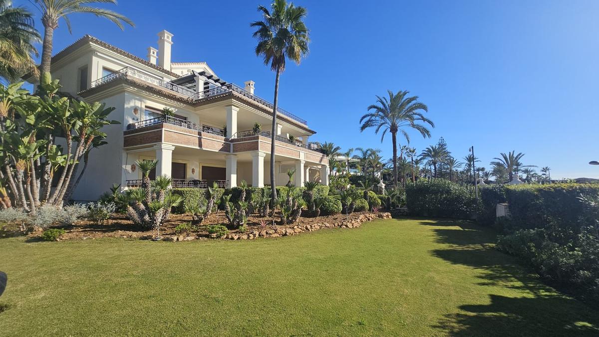 Apartment Ground Floor in Los Monteros